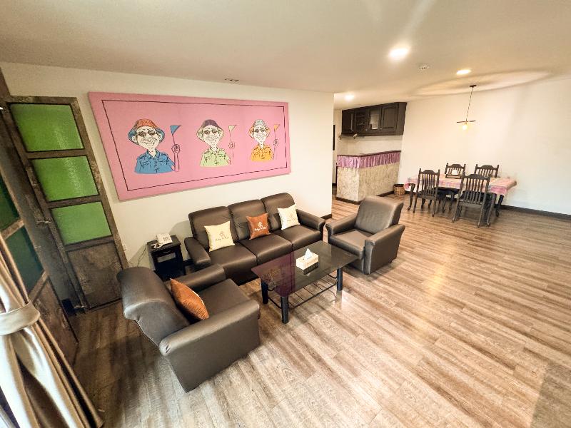 Boutique Poo-Yai Lee @BP Place - Oda
