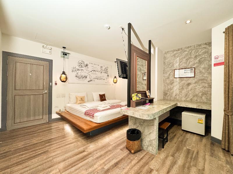 Boutique Poo-Yai Lee @BP Place - Oda