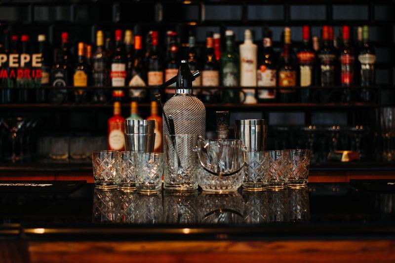 Urban Anaga - Bar
