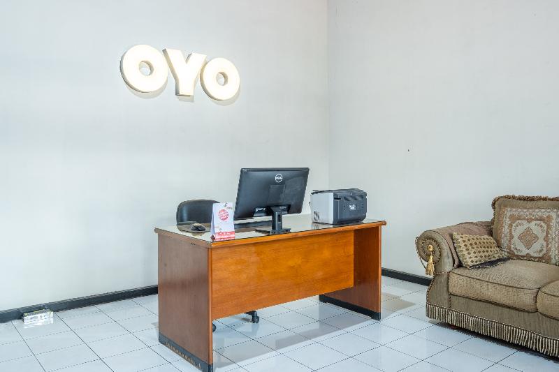 OYO 1032 Rahayu Residence Syariah - Lobi