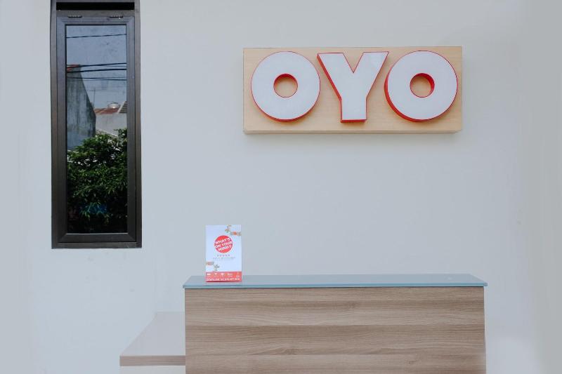 OYO 1038 Embun Pagi Syariah Residence - Lobi
