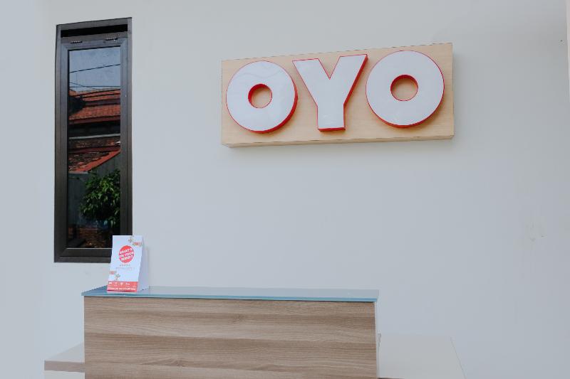 OYO 1038 Embun Pagi Syariah Residence - Lobi
