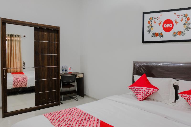 OYO 1038 Embun Pagi Syariah Residence - Oda