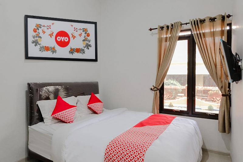 OYO 1038 Embun Pagi Syariah Residence - Oda