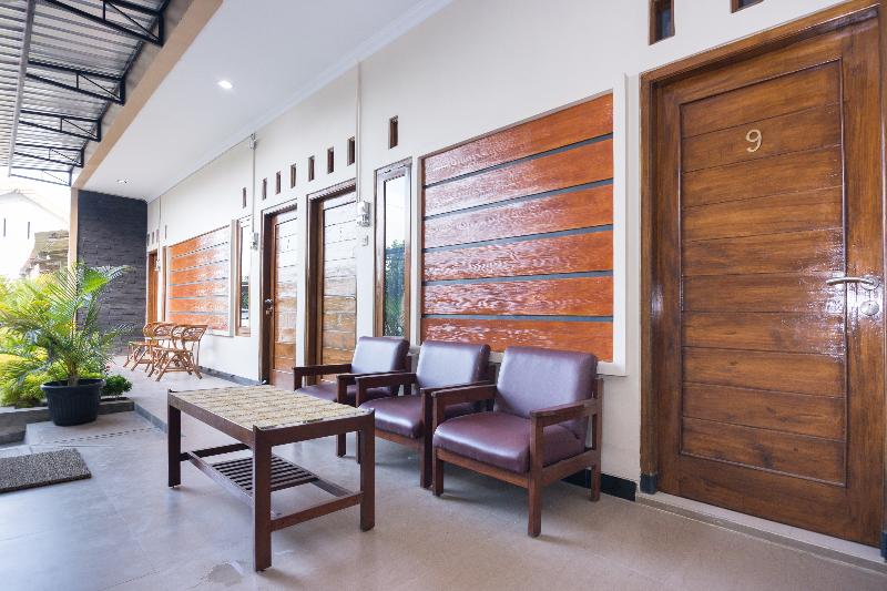 OYO 1226 Al Abror Homestay - Lobi