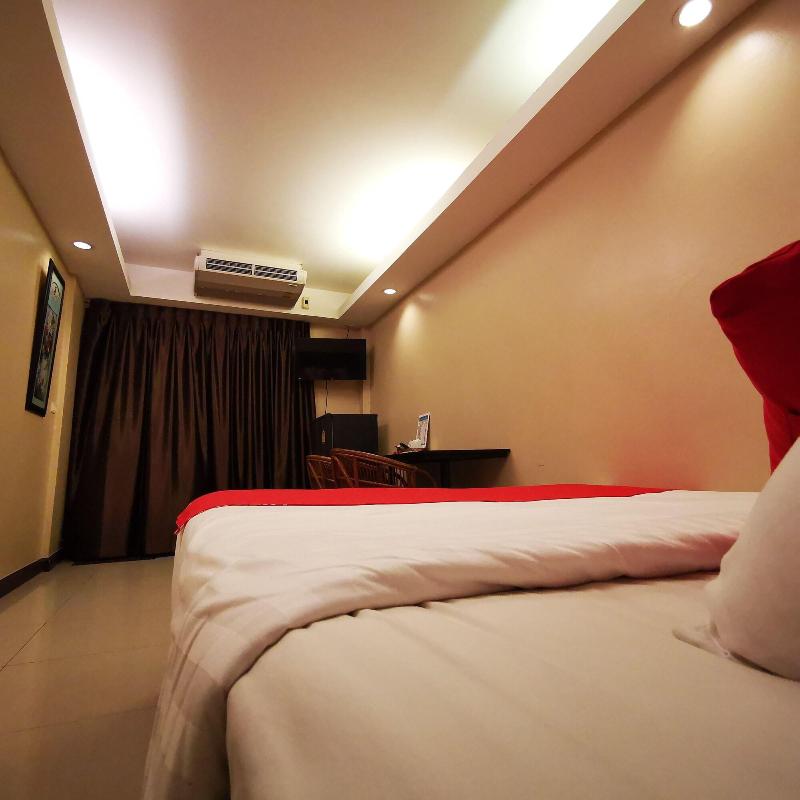 OYO 128 Kkinn South Pattaya Hotel - Oda