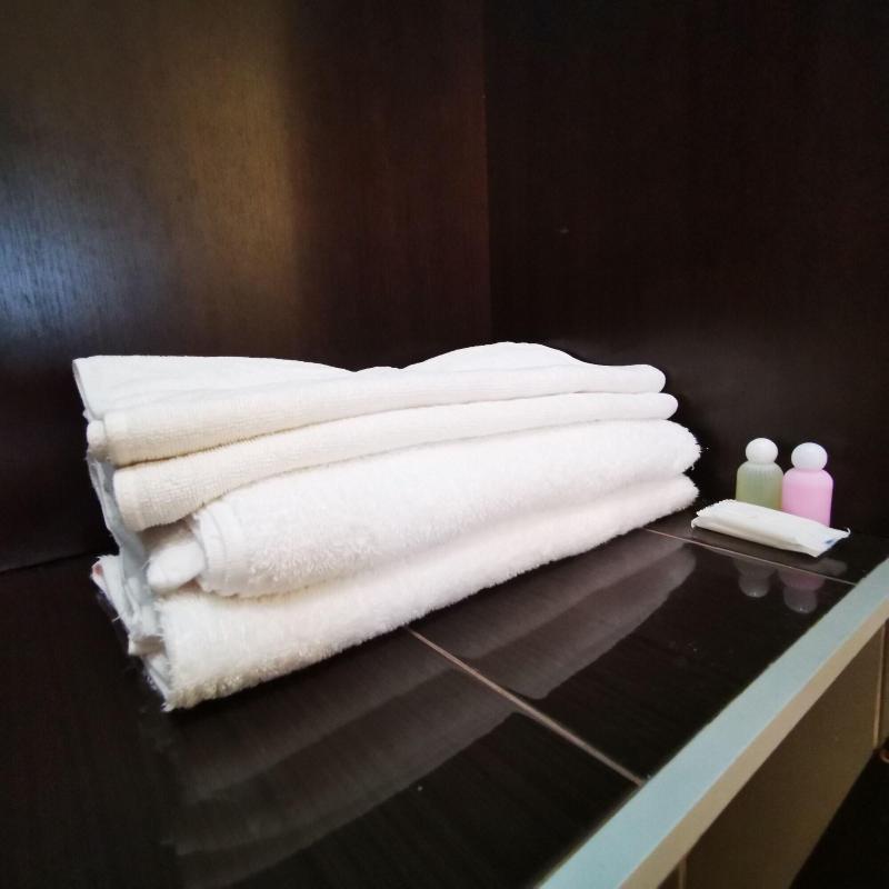 OYO 128 Kkinn South Pattaya Hotel - Oda