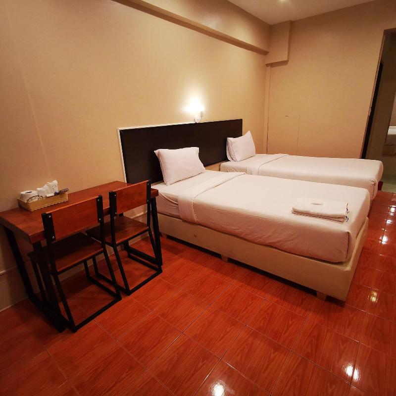 OYO 128 Kkinn South Pattaya Hotel - Oda