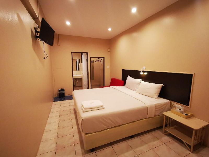 OYO 128 Kkinn South Pattaya Hotel - Oda