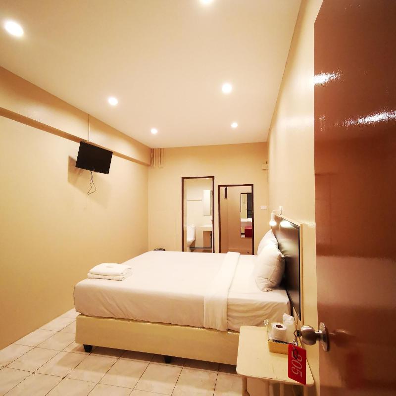 OYO 128 Kkinn South Pattaya Hotel - Oda