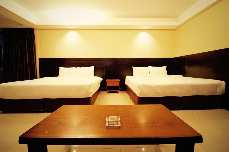 OYO 128 Kkinn South Pattaya Hotel - Oda