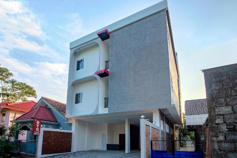 Super OYO 1319 88 Exclusive Guesthouse - Genel