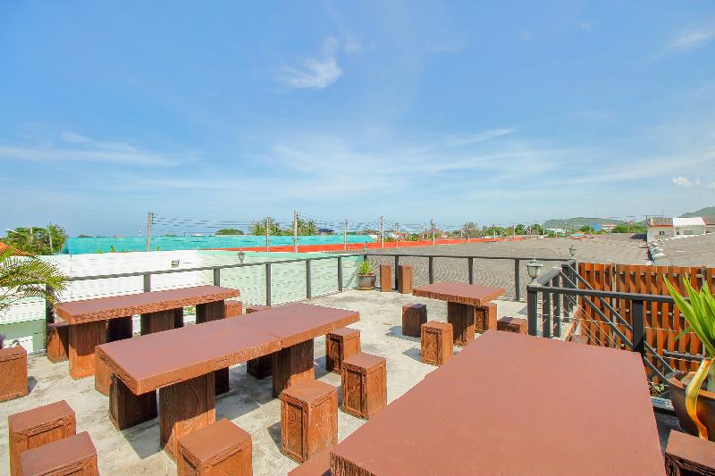OYO 242 Baan Noppadol Hua Hin Resort - Lobi