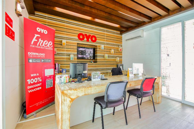OYO 242 Baan Noppadol Hua Hin Resort - Lobi