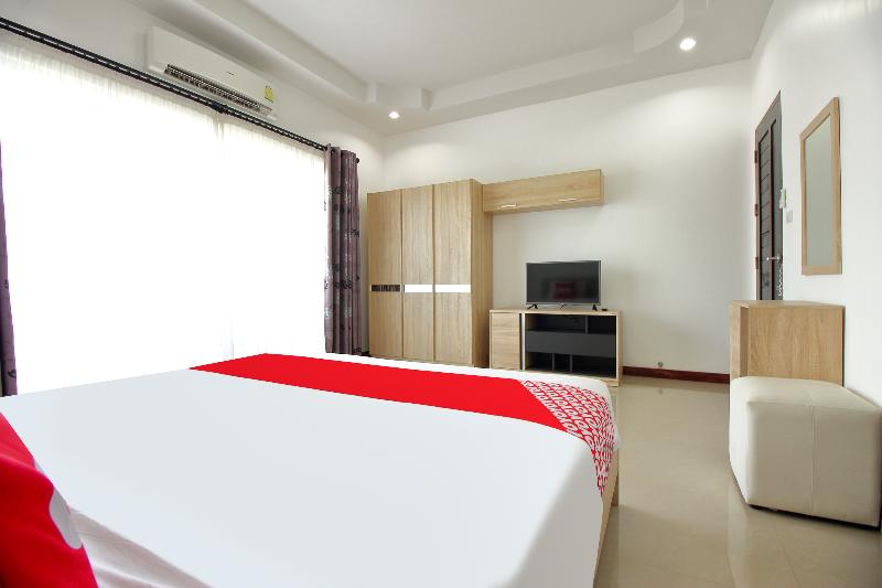 OYO 242 Baan Noppadol Hua Hin Resort - Oda