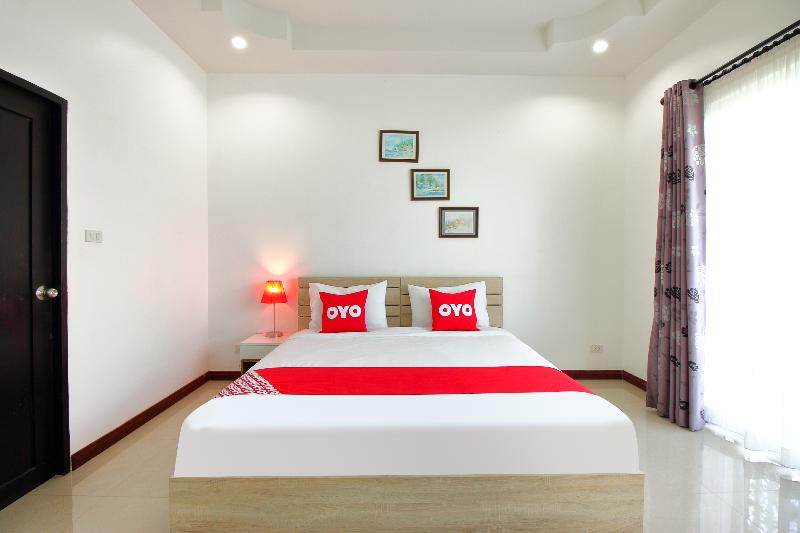 OYO 242 Baan Noppadol Hua Hin Resort - Oda