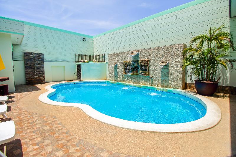 OYO 242 Baan Noppadol Hua Hin Resort - Havuz
