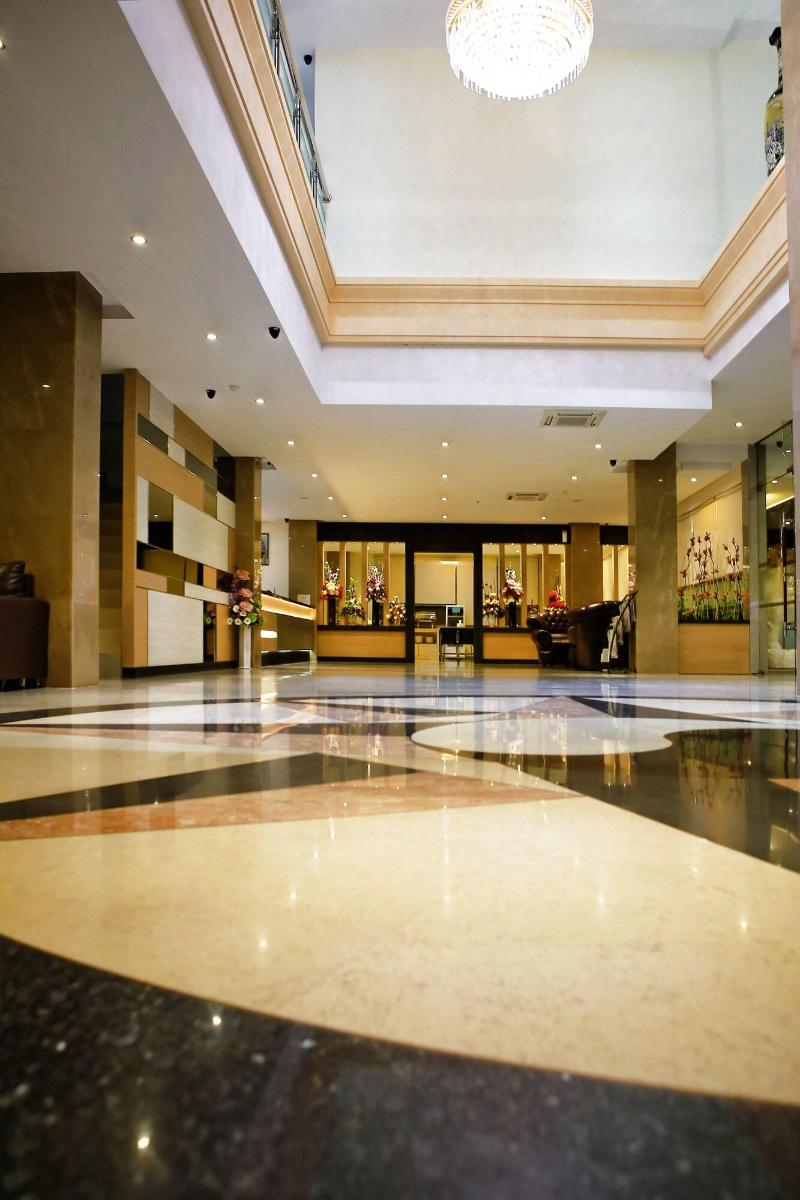 Aviari Hotel - Lobi