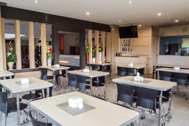 Aviari Hotel - Genel
