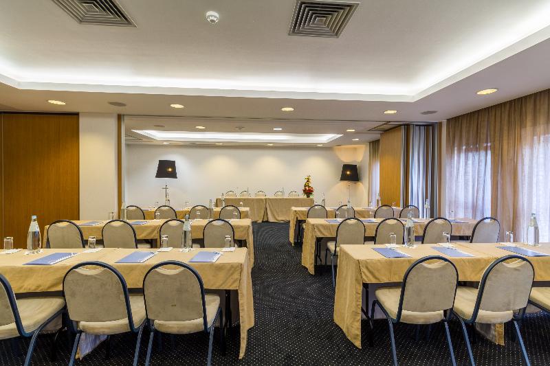 Eurosol Residence Hotel Apartamento - Toplantı