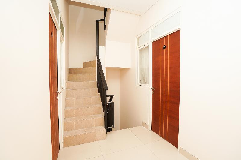 OYO 782 Menjangan Residence at Citraland 1 - Lobi