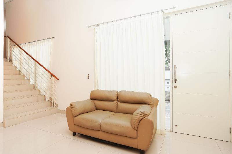 OYO 782 Menjangan Residence at Citraland 1 - Lobi