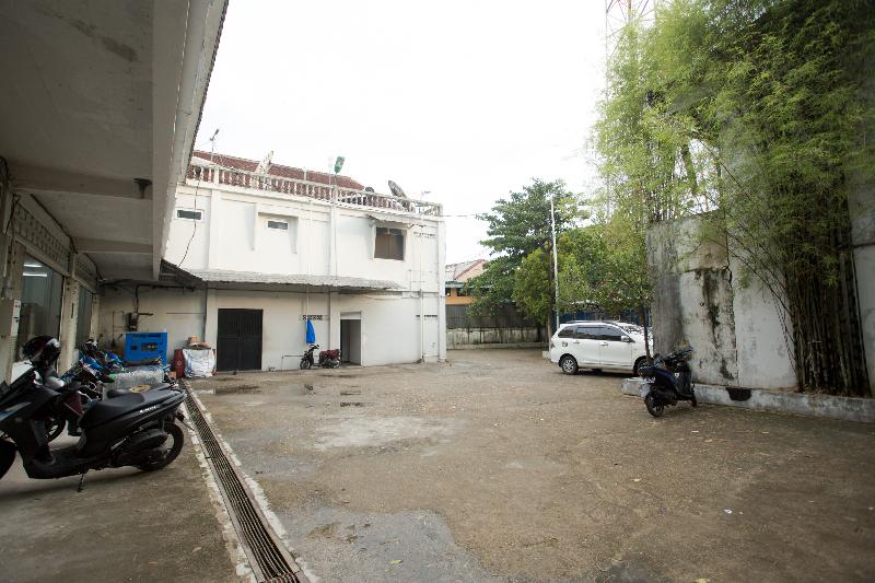 OYO 850 Lapan Lapan - Genel
