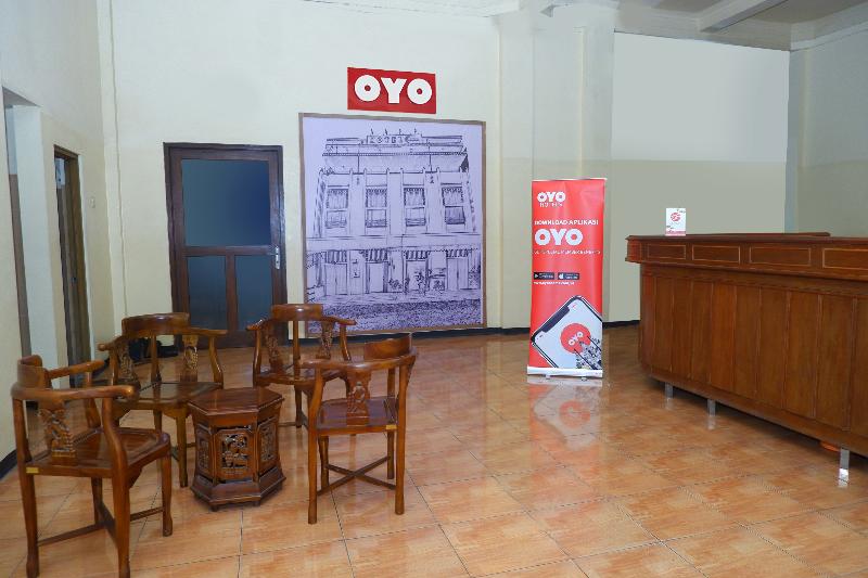 Pelangi Indah - Lobi