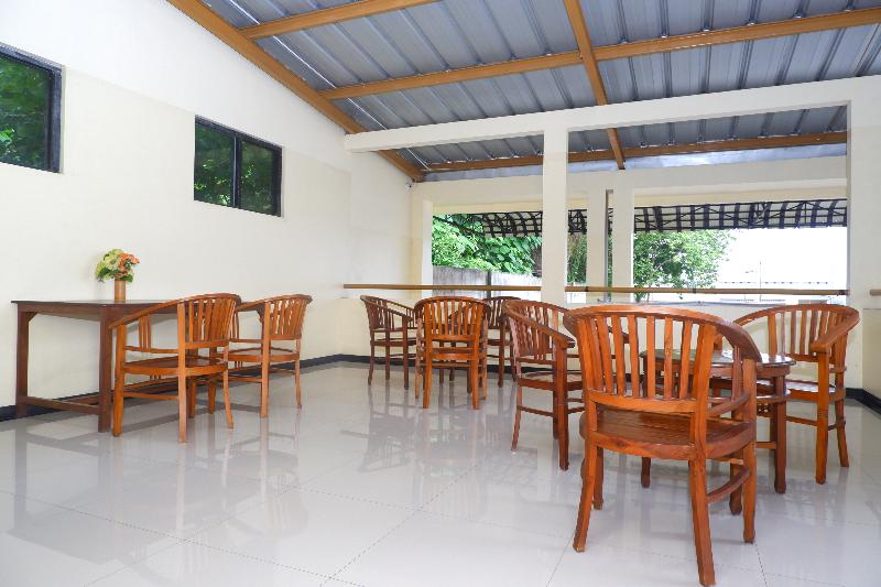 Pelangi Indah - Genel