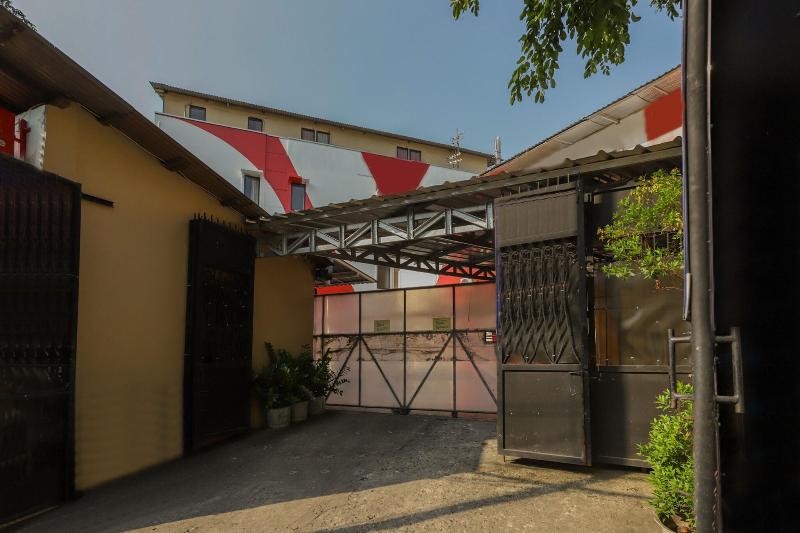 Super OYO 866 Idola Residence - Genel