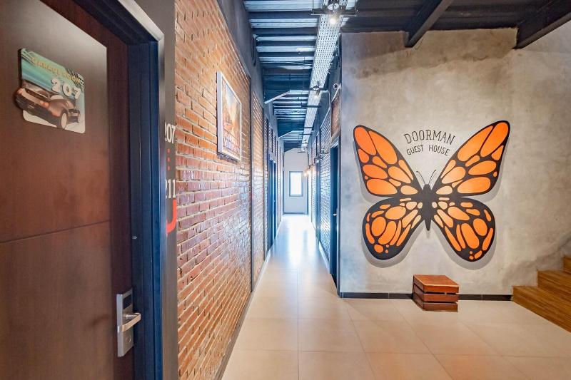 Doorman Guest House - Lobi