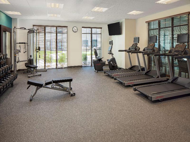 Homewood Suites By Hilton Ronkonkoma - Aktivite