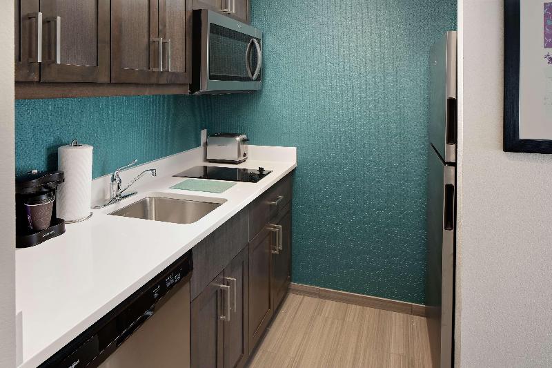 Homewood Suites By Hilton Ronkonkoma - Oda