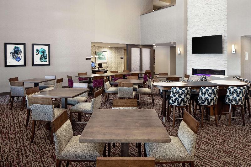 Homewood Suites By Hilton Ronkonkoma - Restoran