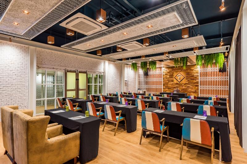 T Pattaya Hotel - Toplantı