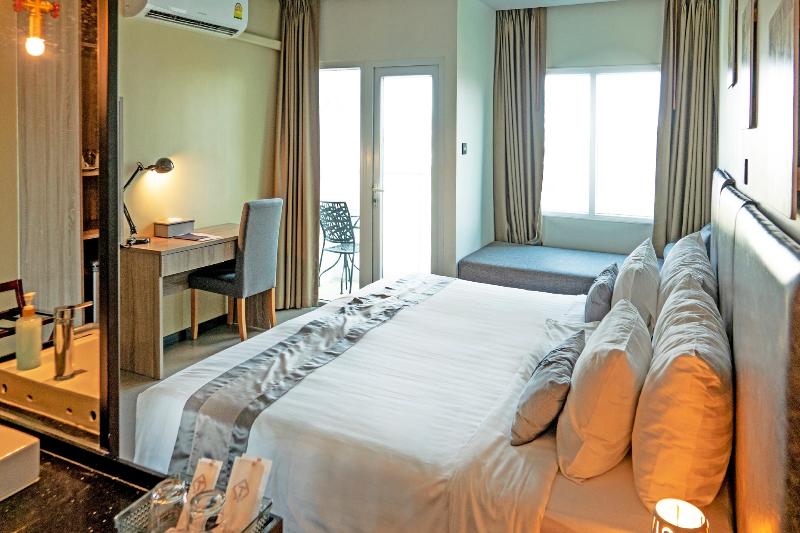 T Pattaya Hotel - Oda