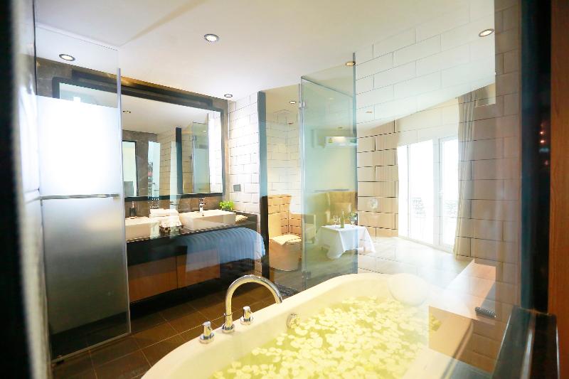 T Pattaya Hotel - Oda
