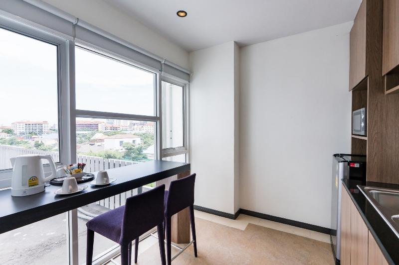 T Pattaya Hotel - Oda