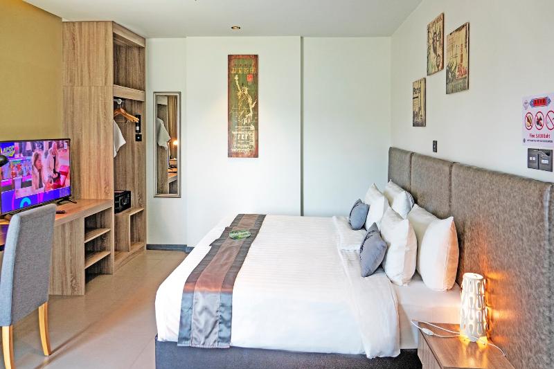 T Pattaya Hotel - Oda