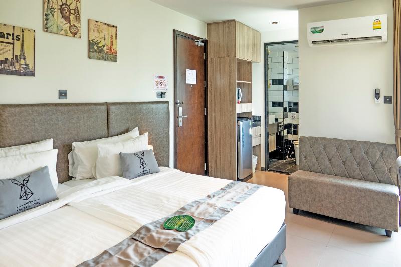 T Pattaya Hotel - Oda