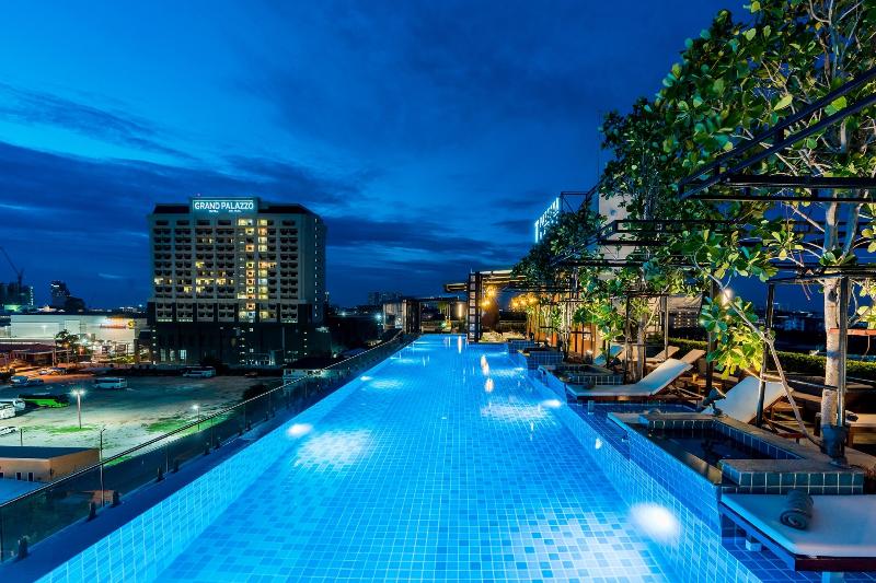 T Pattaya Hotel - Havuz