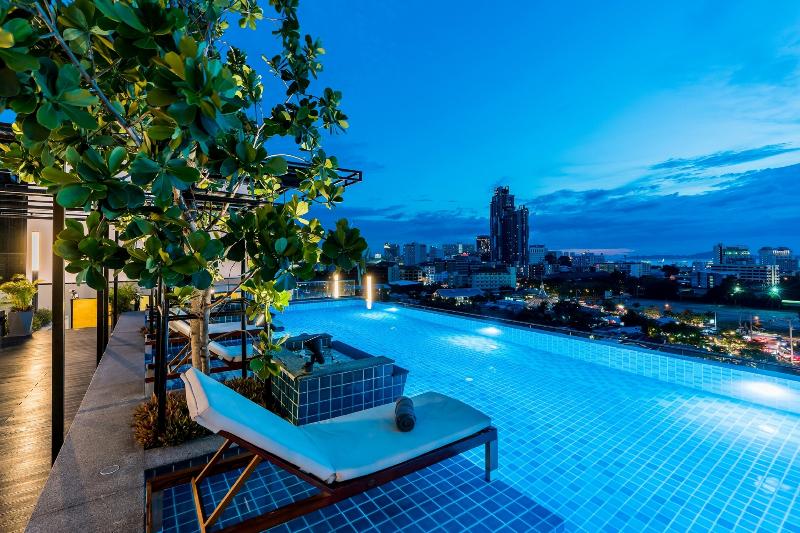 T Pattaya Hotel - Havuz