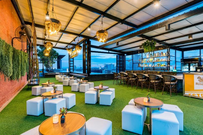T Pattaya Hotel - Havuz