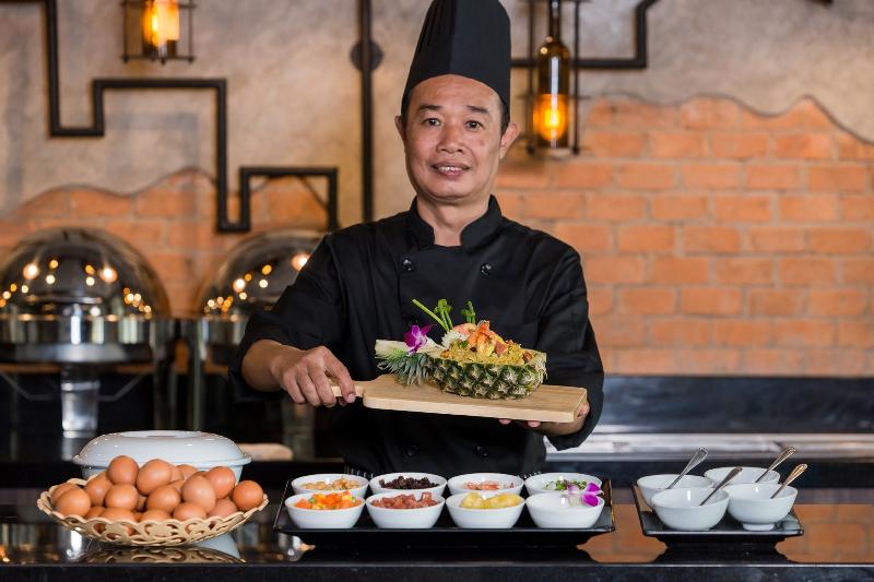 T Pattaya Hotel - Restoran
