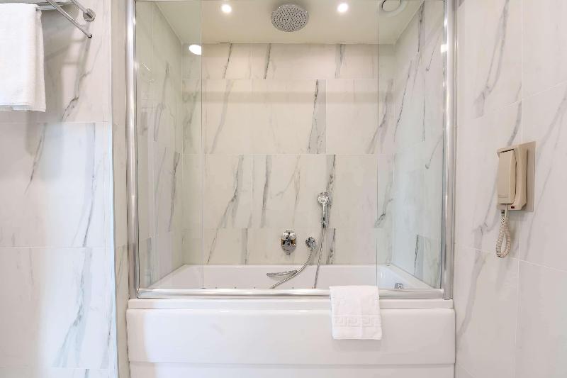 La Quinta By Wyndham Istanbul Gunesli - Oda
