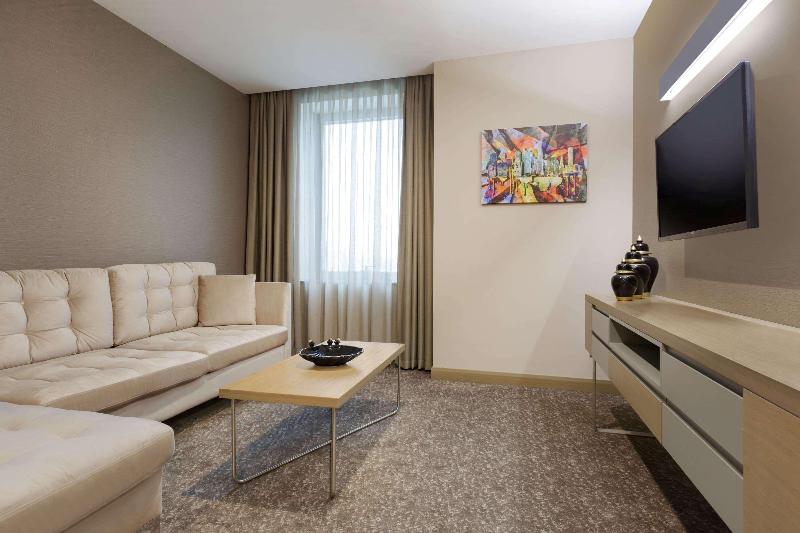 La Quinta By Wyndham Istanbul Gunesli - Oda