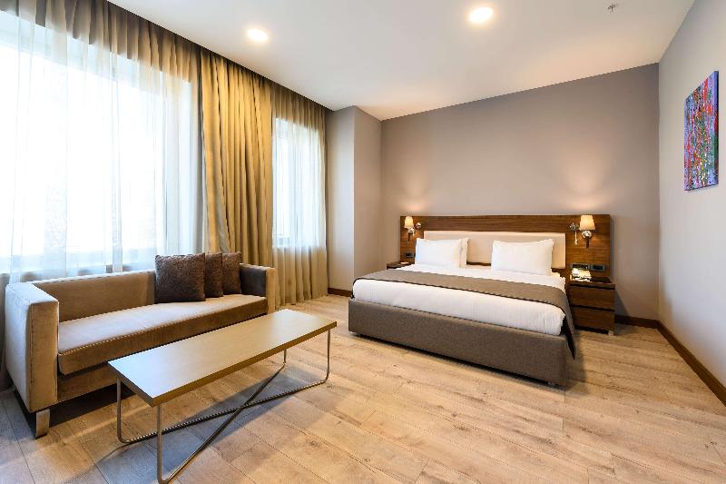 La Quinta By Wyndham Istanbul Gunesli - Oda