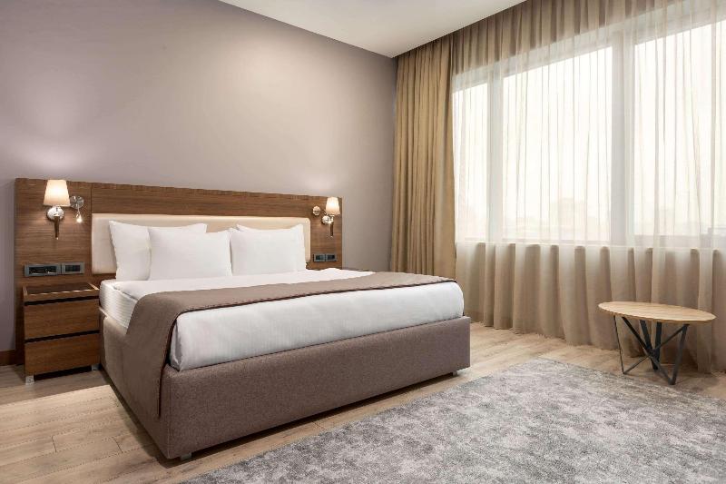 La Quinta By Wyndham Istanbul Gunesli - Oda