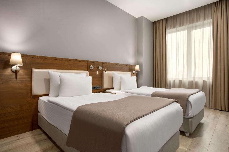 La Quinta By Wyndham Istanbul Gunesli - Oda