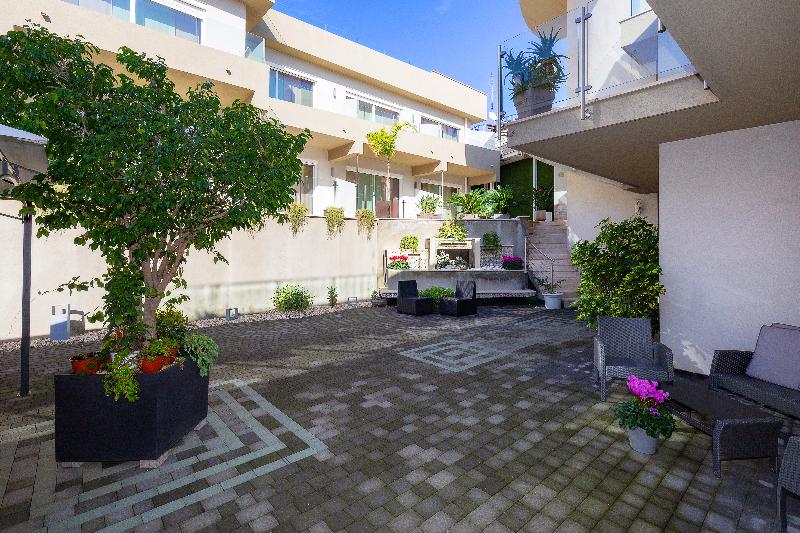 Zeus Residence Hotel - ApartHotel - Genel